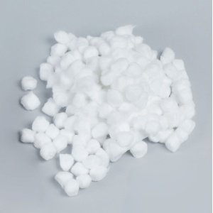 One Off Joblot of 267  Cotton Wool Balls BP Large (Pack of 250)